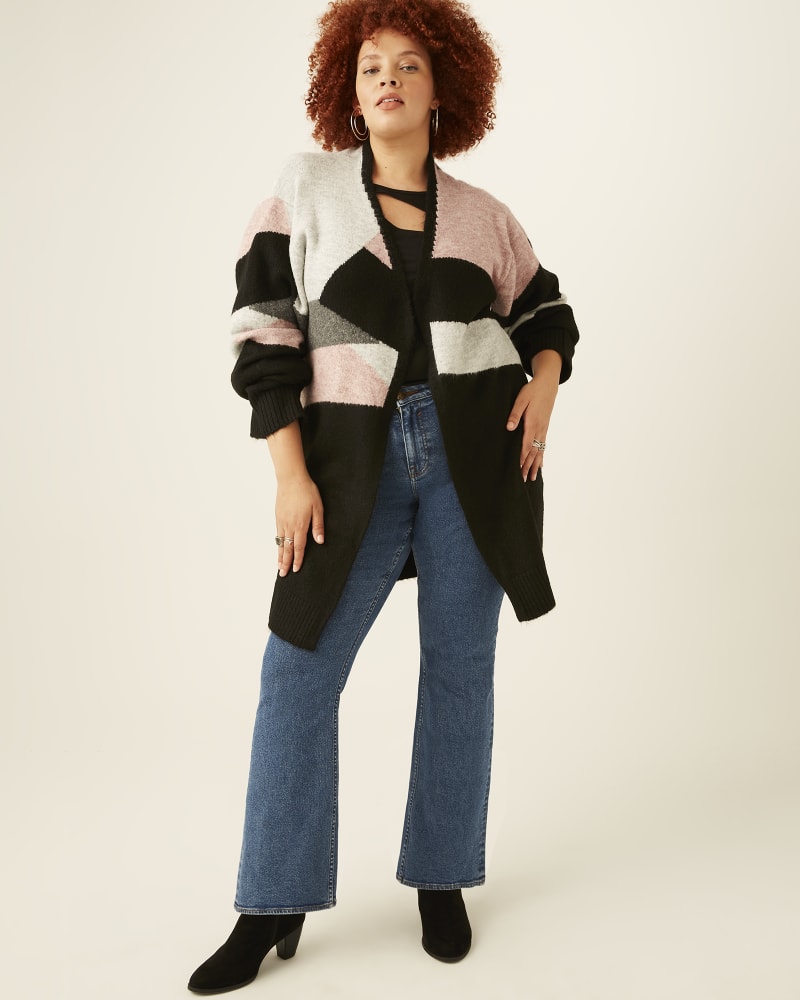 Plus size model with hourglass body shape wearing Paige Colorblocked Open-Front Cardigan by Molly&Isadora | Dia&Co | dia_product_style_image_id:171977